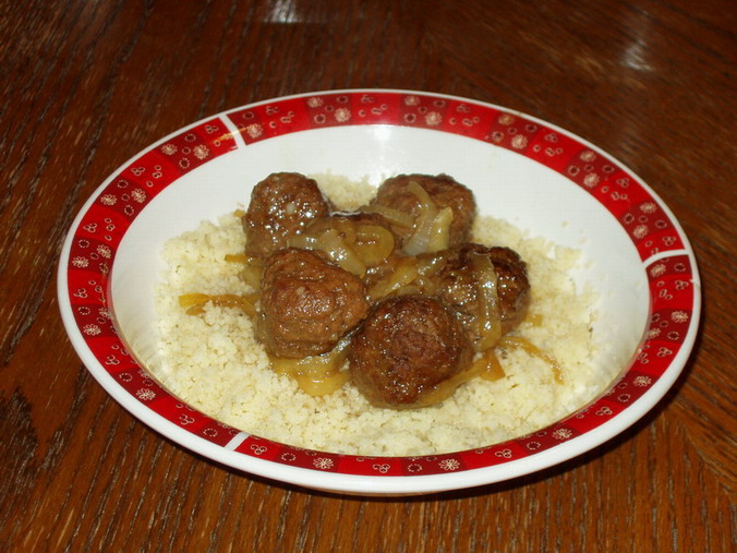 Kefta with extra onions and couscous.