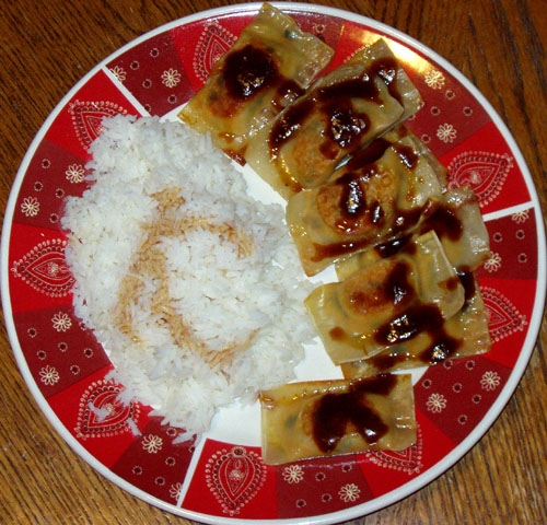 Curried Pot Stickers with sauce